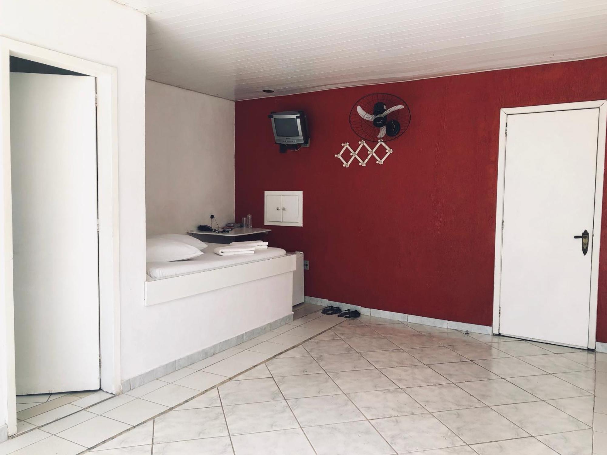Motel Anonimus Passo Fundo Kamer foto