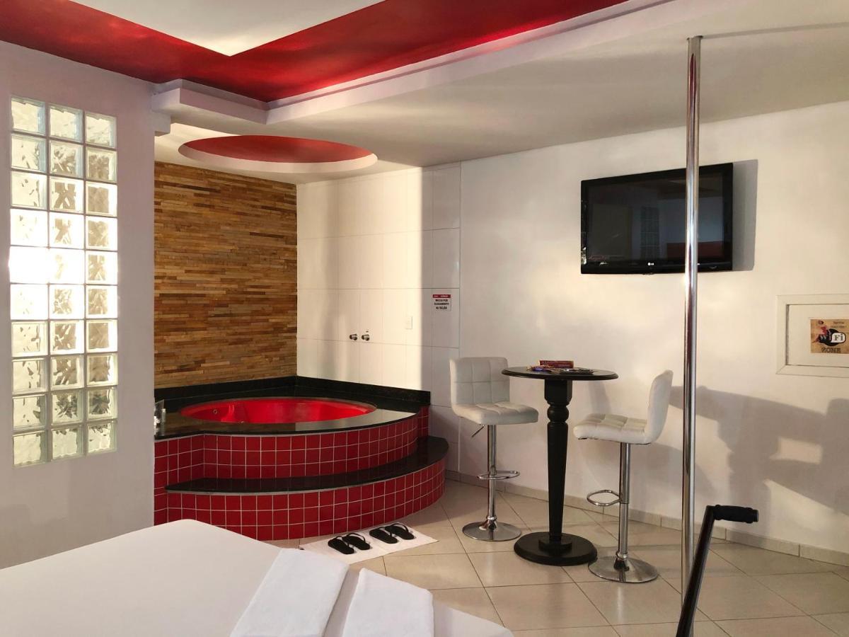 Motel Anonimus Passo Fundo Buitenkant foto